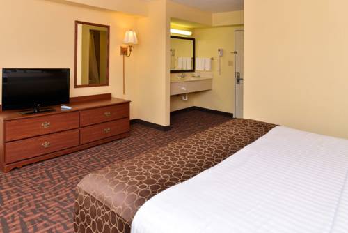 Imagen de la habitación del Hotel Best Western Louisville East Inn and Suites. Foto 15