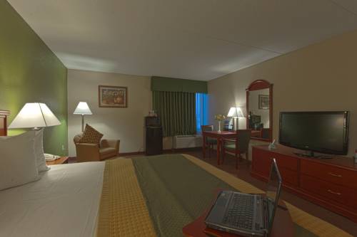 Imagen de la habitación del Hotel Best Western Luxbury Inn Fort Wayne. Foto 4