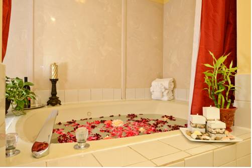 Imagen de la habitación del Hotel Best Western Luxbury Inn Fort Wayne. Foto 7