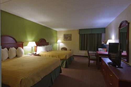 Imagen de la habitación del Hotel Best Western Luxbury Inn Fort Wayne. Foto 15