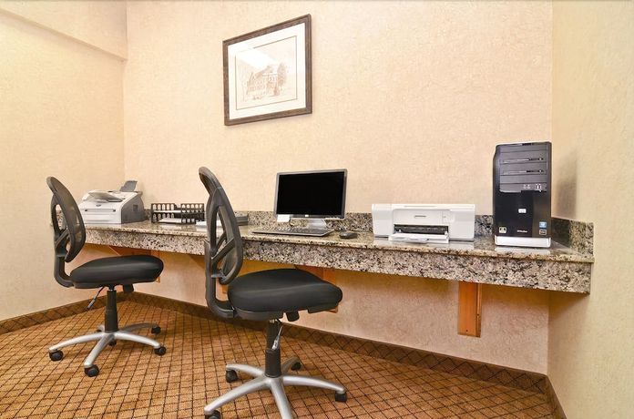 Imagen de los interiores del Hotel Best Western Macomb Inn. Foto 18