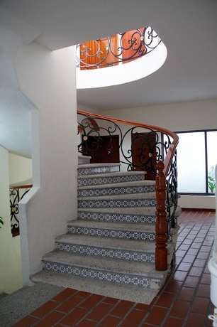 Imagen de los interiores del Hotel Best Western Madan. Foto 8