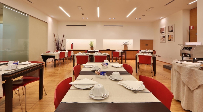 Imagen del bar/restaurante del Hotel Best Western Major. Foto 7