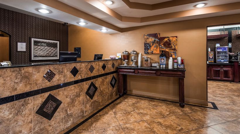 Imagen de los interiores del Hotel Best Western Manhattan Inn. Foto 15