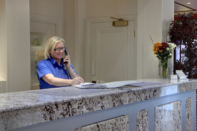 Imagen de los interiores del Hotel Best Western Manor. Foto 19