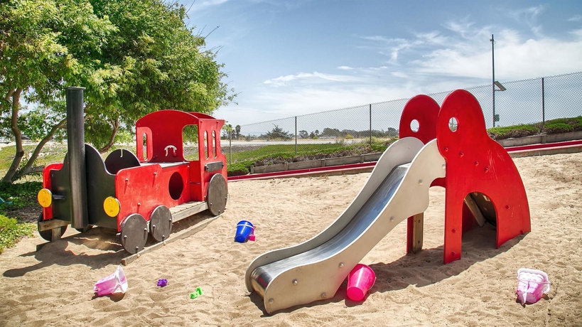 Imagen de los exteriores del Hotel Best Western Marina State Beach. Foto 12