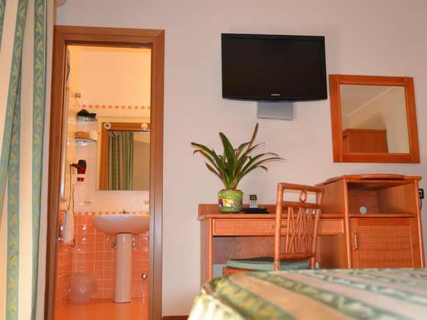 Imagen de la habitación del Hotel Best Western Martello. Foto 14