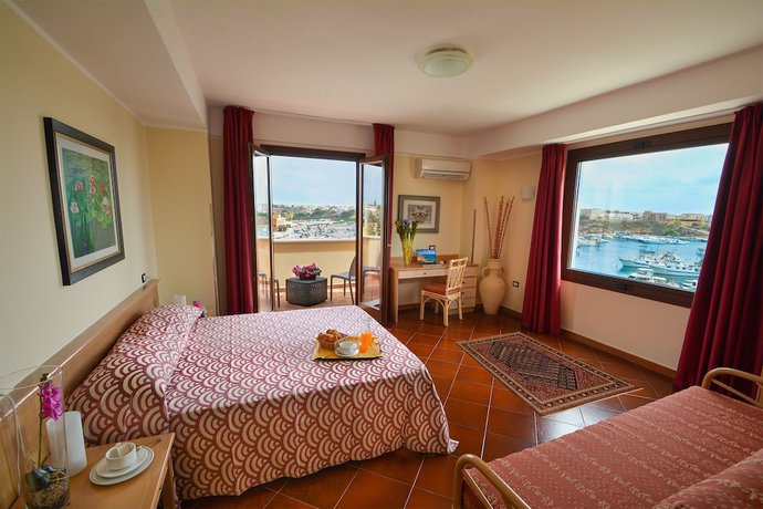 Imagen de la habitación del Hotel Best Western Martello. Foto 17