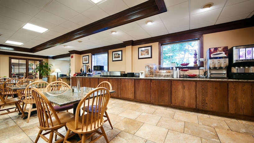 Imagen del bar/restaurante del Hotel Best Western Mason Inn. Foto 4