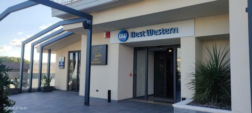 Imagen general del Hotel Best Western Massafra. Foto 39