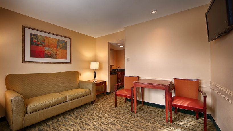 Imagen de la habitación del Hotel Best Western McAllen Medical Center. Foto 13