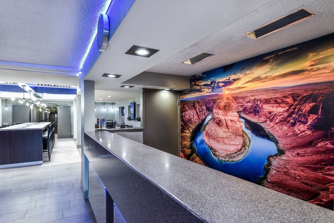 Imagen de los interiores del Hotel Best Western Mccarran Inn. Foto 15