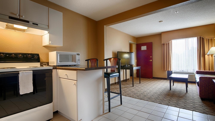 Imagen de la habitación del Hotel Best Western Mcdonough Inn and Suites. Foto 3