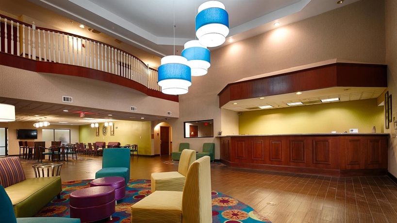 Imagen de los interiores del Hotel Best Western Mcdonough Inn and Suites. Foto 10
