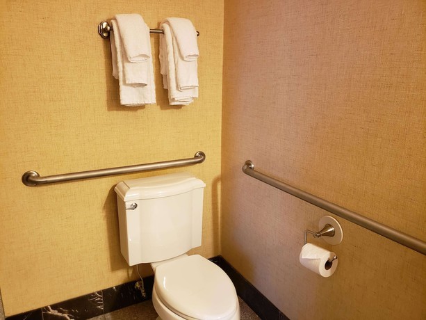 Imagen de la habitación del Hotel Best Western Merry Manor Inn. Foto 9