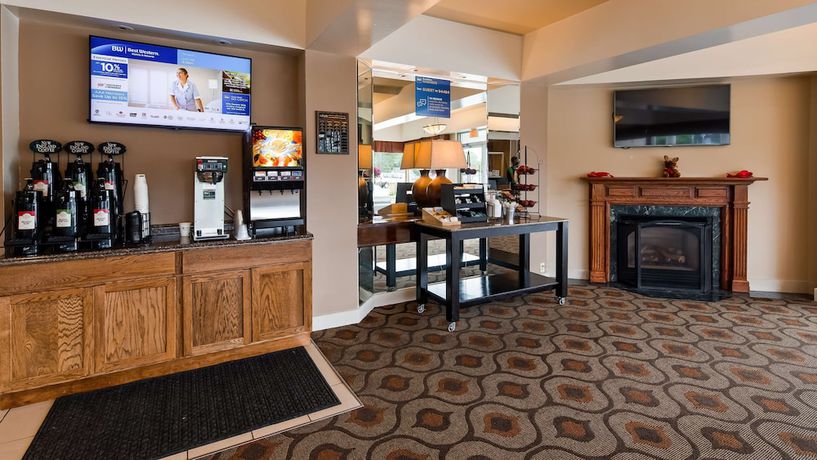 Imagen de los interiores del Hotel Best Western Merry Manor Inn. Foto 18