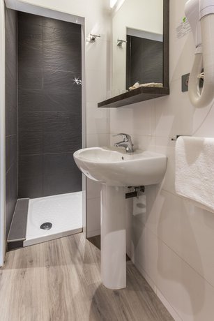 Imagen de la habitación del Hotel Best Western Metz Centre Gare. Foto 14