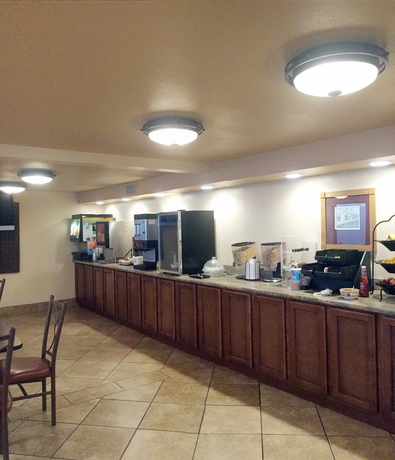 Imagen del bar/restaurante del Hotel Best Western Mezona Inn. Foto 5