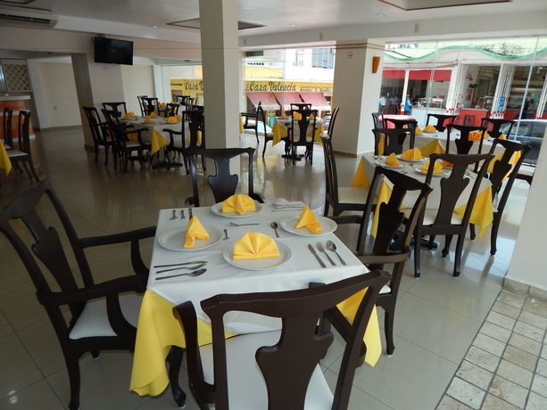 Imagen del bar/restaurante del Hotel Best Western Minatitlan. Foto 5