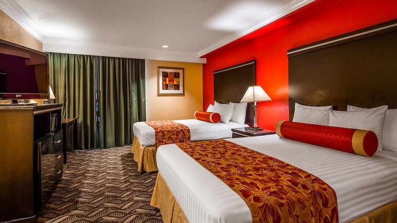 Imagen de la habitación del Hotel Best Western Moreno & Suites. Foto 2