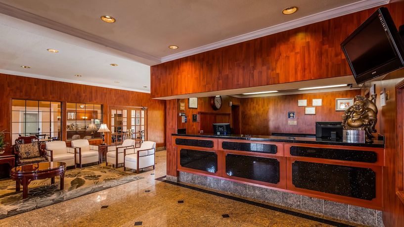 Imagen de los interiores del Hotel Best Western Moreno & Suites. Foto 17