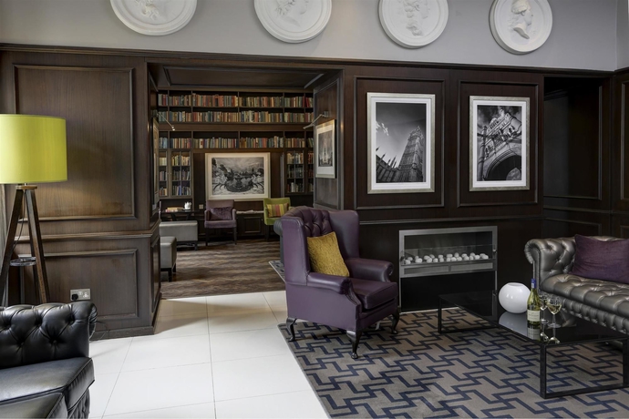 Imagen de los interiores del Hotel Best Western Mornington Hyde Park. Foto 5