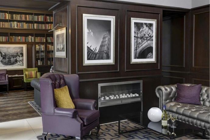 Imagen de los interiores del Hotel Best Western Mornington Hyde Park. Foto 10