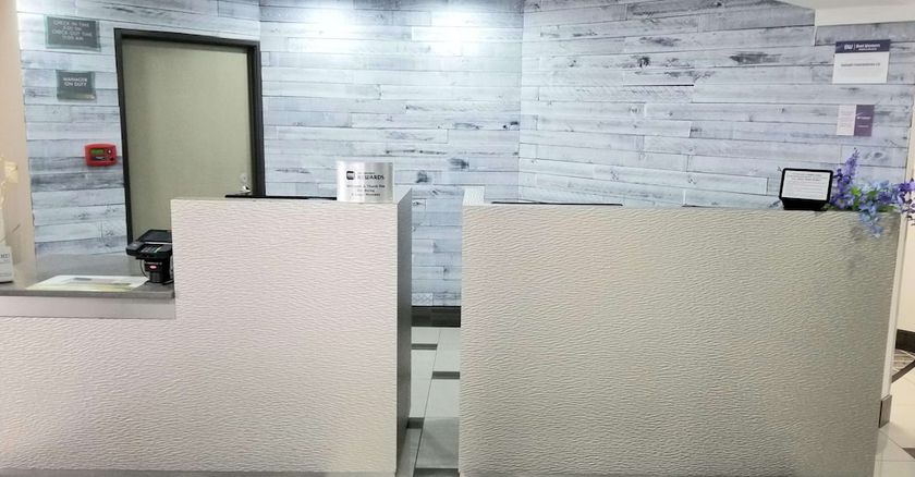 Imagen de los interiores del Hotel Best Western Morton Inn. Foto 18