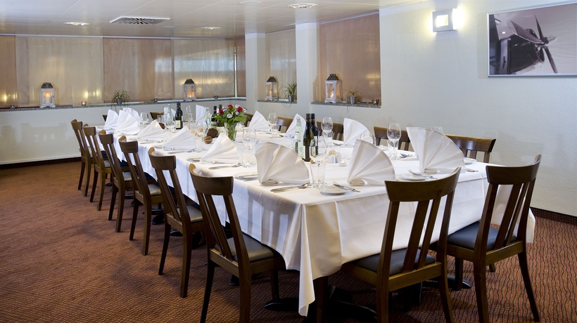 Imagen del bar/restaurante del Hotel Best Western Muenchen Airport. Foto 2