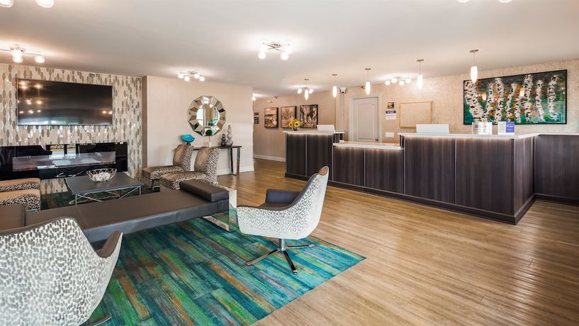 Imagen de los interiores del Hotel Best Western Naperville Inn. Foto 20