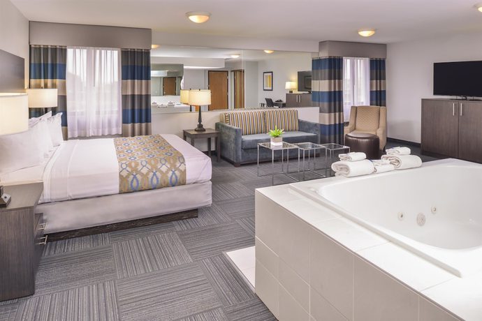 Imagen de la habitación del Hotel Best Western Naperville Inn. Foto 13