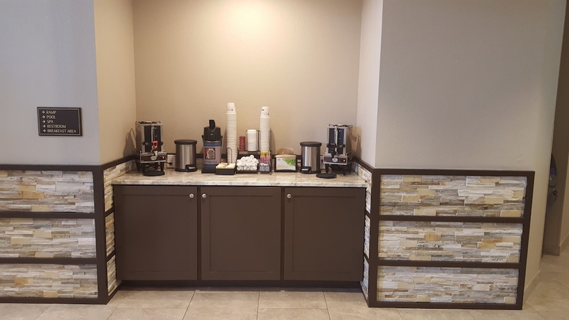 Imagen de los interiores del Hotel Best Western Naples Plaza. Foto 19