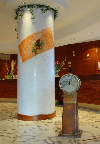 Imagen de los interiores del Hotel Best Western Nettuno. Foto 13