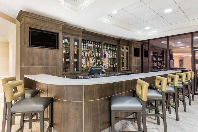 Imagen del bar/restaurante del Hotel Best Western New Orleans East. Foto 4