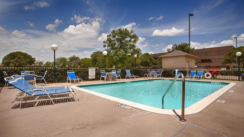Imagen de la piscina del Hotel Best Western Northwest Inn. Foto 12
