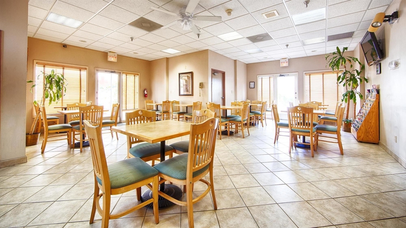 Imagen del bar/restaurante del Hotel Best Western Ocala Park Centre. Foto 5
