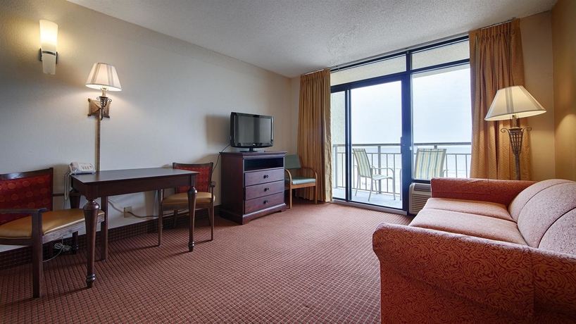Imagen de la habitación del Hotel Best Western Ocean Sands Beach Resort. Foto 9