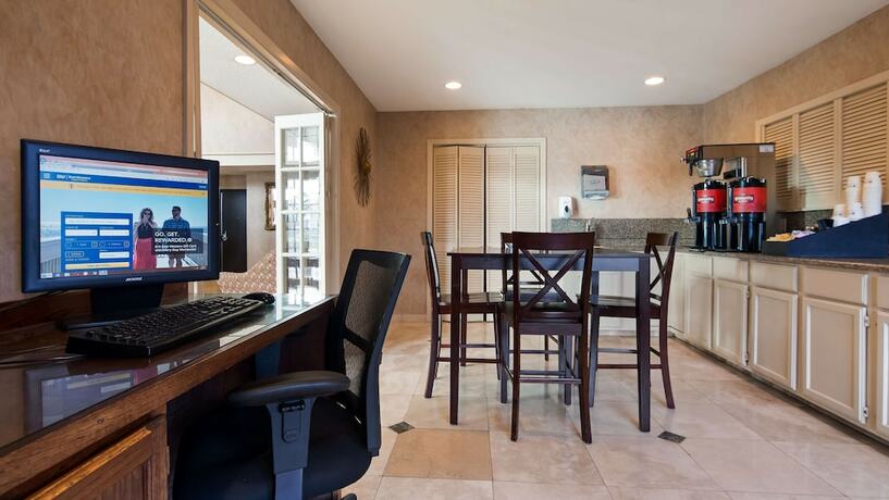 Imagen general del Hotel Best Western Of Alexandria Inn and Suites and Conference Center. Foto 6