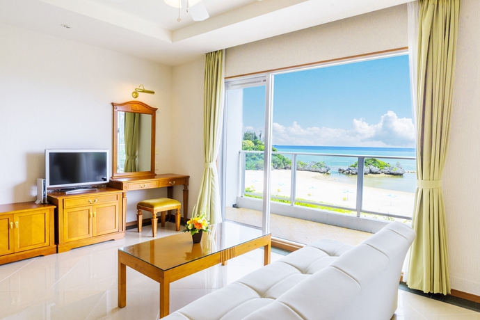 Imagen de la habitación del Hotel Best Western Okinawa Onna Beach. Foto 9