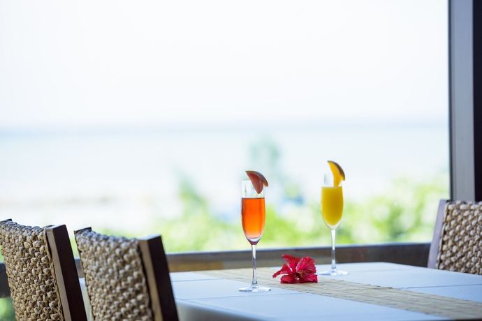 Imagen del bar/restaurante del Hotel Best Western Okinawa Onna Beach. Foto 7