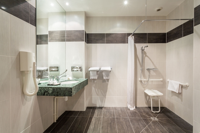 Imagen de la habitación del Hotel Best Western Opera Batignolles. Foto 11