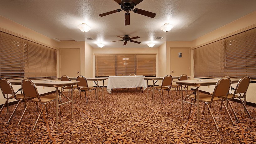 Imagen de los interiores del Hotel Best Western Orchard Inn. Foto 18