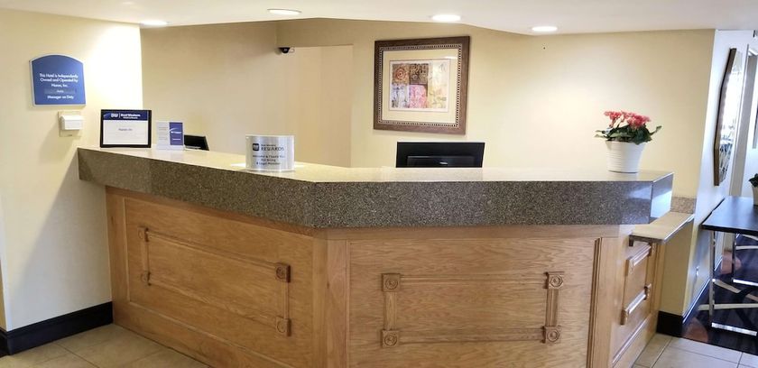 Imagen de los interiores del Hotel Best Western Oswego. Foto 12