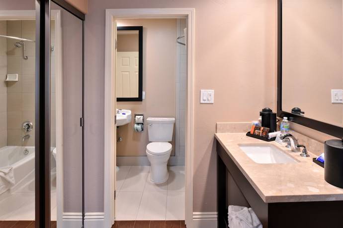 Imagen de la habitación del Hotel Best Western Oxnard Inn. Foto 14