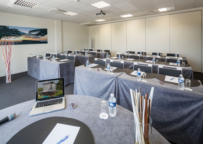 Imagen de los interiores del Hotel Best Western PLUS de l'Arbois. Foto 13