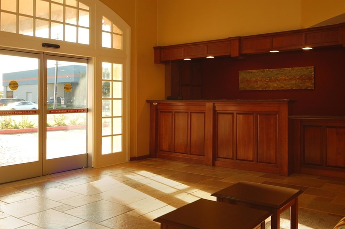 Imagen de los interiores del Hotel Best Western Palm Court Inn. Foto 13