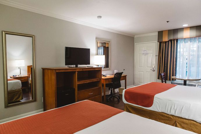 Imagen de la habitación del Hotel Best Western Palm Garden Inn. Foto 18