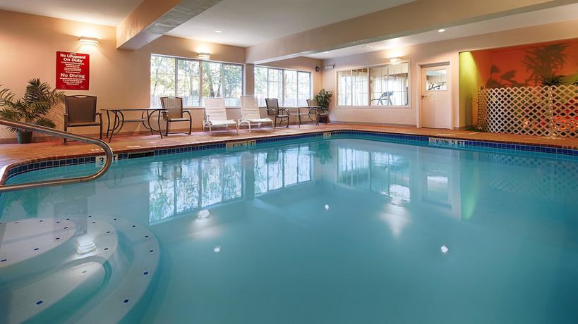 Imagen de la piscina del Hotel Best Western Palo Duro Canyon Inn and Suites. Foto 14