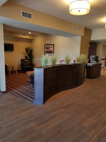Imagen de los interiores del Hotel Best Western Paradise Inn, Savoy. Foto 17