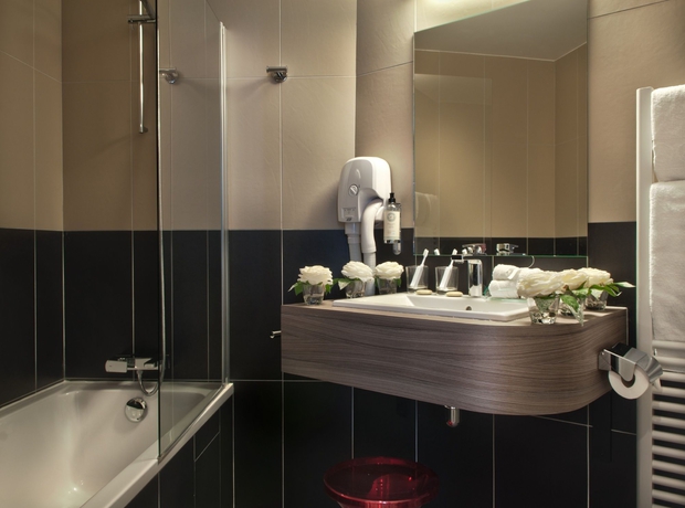 Imagen de la habitación del Hotel Best Western Paris Porte De Versailles. Foto 8